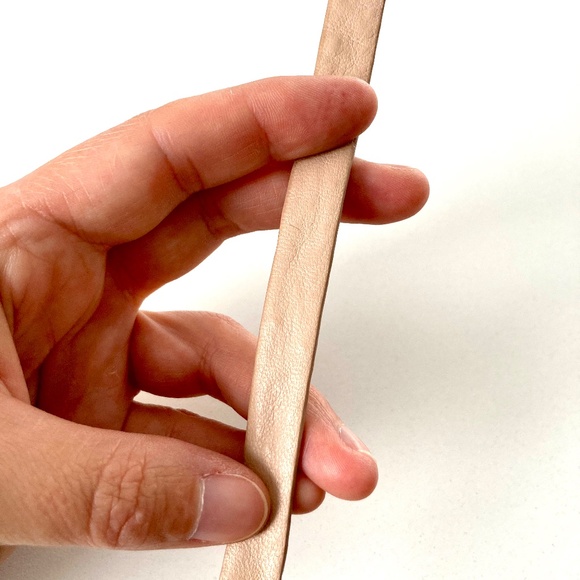 Stella & Dot Cady Leather Wrap Bracelet - Picture 5 of 6